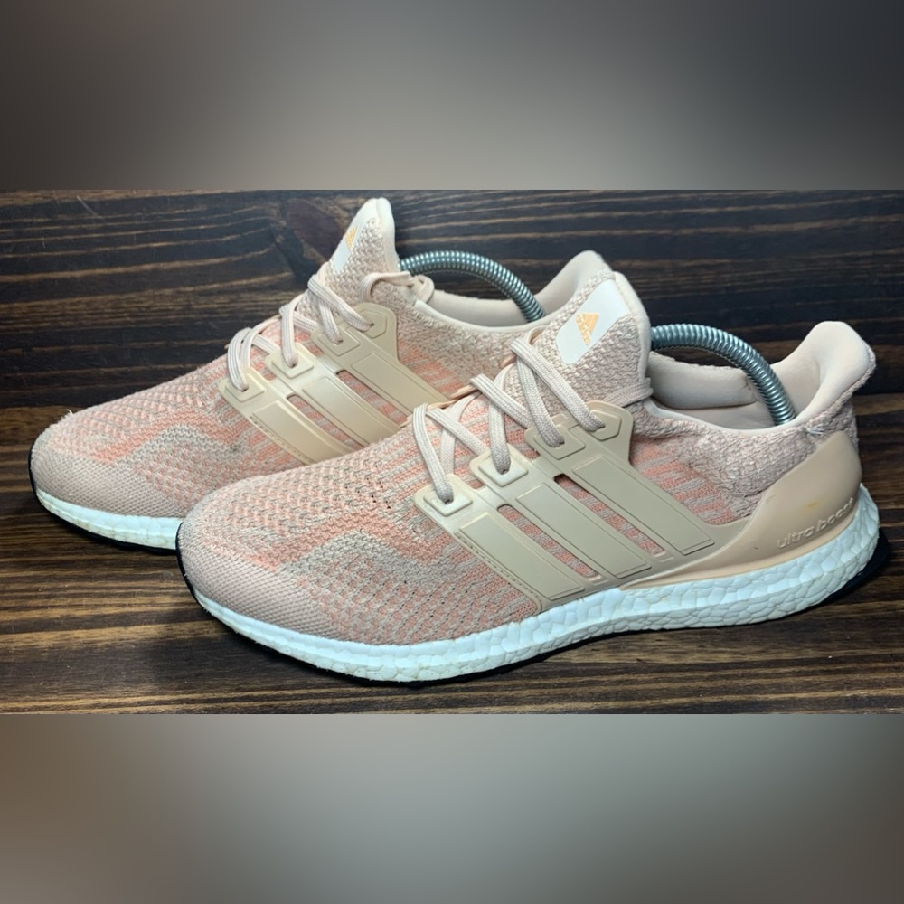 Adidas Ultra Boost 5.0 Womens Size 9.5 Shoes Halo Blush Athletic Sneakers